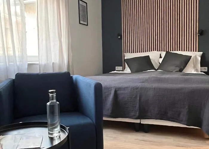 Central Studio * 페치